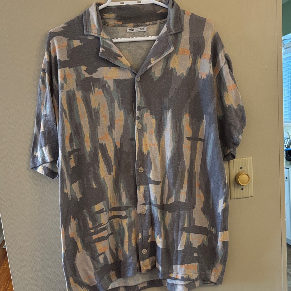 Zara Men's Multicolor Abstract Button Down Shirt